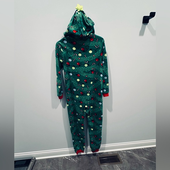 Cat & Jack Kids Christmas Union Suit (kid onesie) - Picture 2 of 4